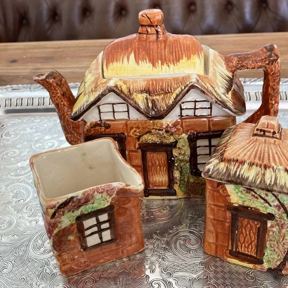 Cottage Ware Tea Set - Picture 2 of 10